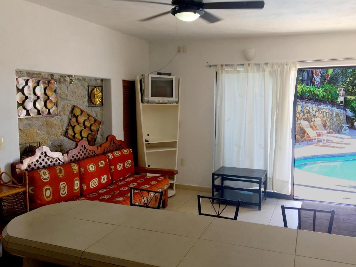 Villa Palmitas Acogedor Departamento Nivel Piscina Gigante Jardines Acapulco Eksteriør billede