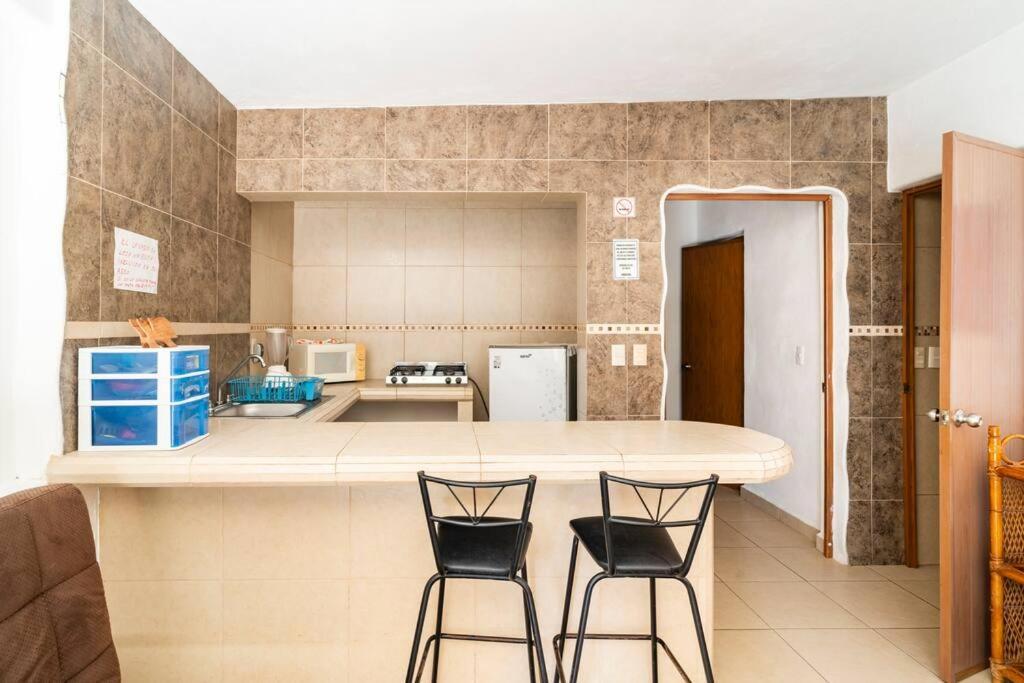 Villa Palmitas Acogedor Departamento Nivel Piscina Gigante Jardines Acapulco Eksteriør billede
